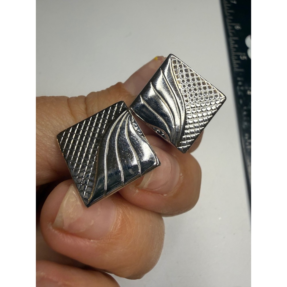 Silver Tone Square Geometric Grid Wave Cufflinks Toggle Back Formal Accessory